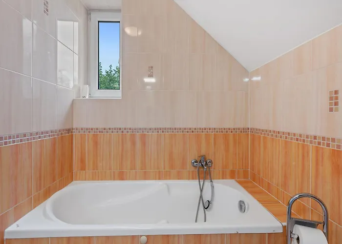 By Interhome Ferienhaus Zásada