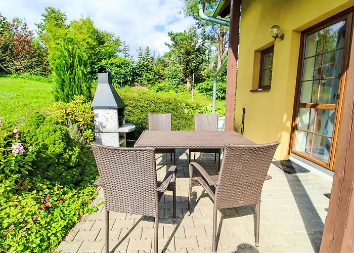 By Interhome Ferienhaus Zásada